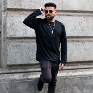 Alternative view of POLERA FELD NEGRA MANGA LARGA
